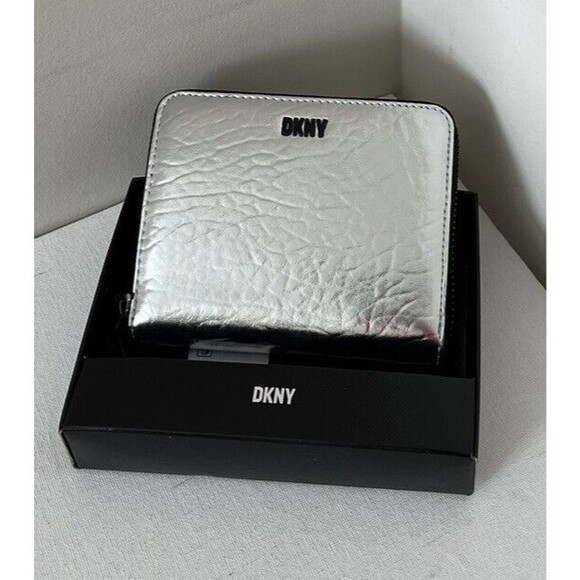 New DKNY Boxed Small Zip Around Wallet Metallic Silver - Picture 3 of 4